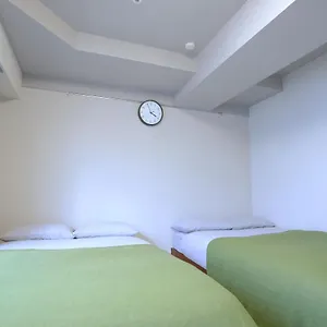Shinjuku Retreat: Authentic Experience Near Higashi-shinjuku Station Tokyo