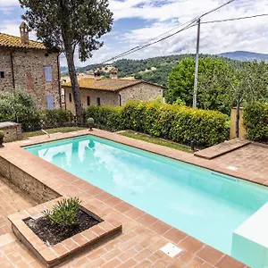 Alloggio per agriturismo Un Petit Paradis, Castiglione della Valle